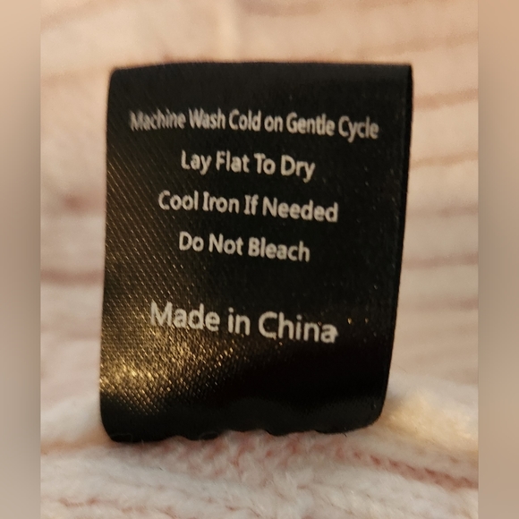 Pol Sweater, Small - Picture 4 of 7